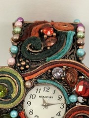 Vintage Narmi Quartz Analog – Women’s Filigree Watch – Beads Gems Hinged Cuff