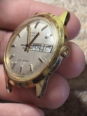 Vintage 37mm Gold Tone Timex Viscount 48861 10978 Watch 1978 Runs