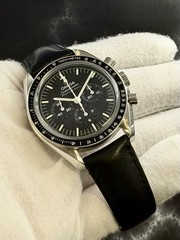2024 Omega Speedmaster Moonwatch Sapphire Sandwich Leather Strap 42mm Box Papers