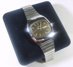 Vtg = Raketa TV = NOS, NEW CASE old Stock from USSR 2628H Wrist Watch 19j 1970s