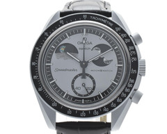 Swatch x Omega Mission to Earth Phase SO33M700 Bioceramic Quartz