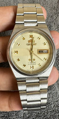 Orient Crystal 21 Jewels Day-Date Cream Dial Stainless Steel Men’s Vintage Watch