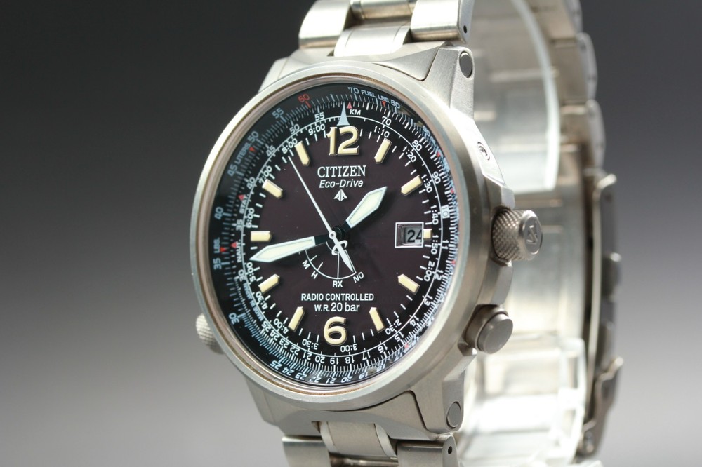 Read “N MINT” Citizen Eco-Drive H411-T003745 Titanium Solar Men Watch From Japan