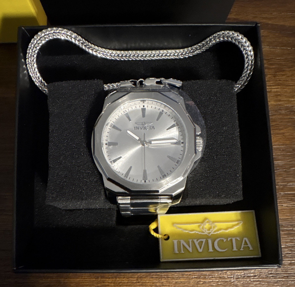 SPEEDWAY BY INVICTA MEN’S WATCH MODEL 46832 SLEEK with Silver Bracelet