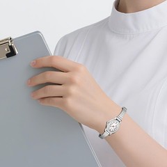 Chic Gold Nurse Watch – Waterproof & Elegant Design for Medical Professionals