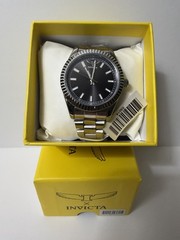 Invicta 69014 Men’s Silver Tone Black Dial Quartz Watch New Box