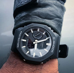 Casio G-Shock GA-2100-1ADR Black Analog Digital CasiOak Watch New