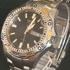CITIZEN Eco Drive Mens Watch Day Date 200m Two Tone Crystal Scratches