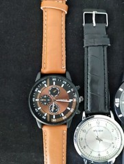 Set of 5 NEW Men’s Watches 10 FREE SPARE BATTERIES lot 007007 WWW Watch