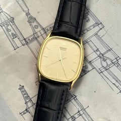 1990s Seiko Quartz Gold Cushion Dress Watch Champagne Dial Vintage Japan