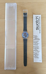 SWATCH WATCH LK106 BLUE BAY LADIES SWATCH ORIGINAL 1987 RARE W/ Case & Manual