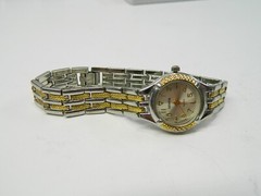 Beautiful GENEVA gold and silver tone lady’s watch/wristwatch