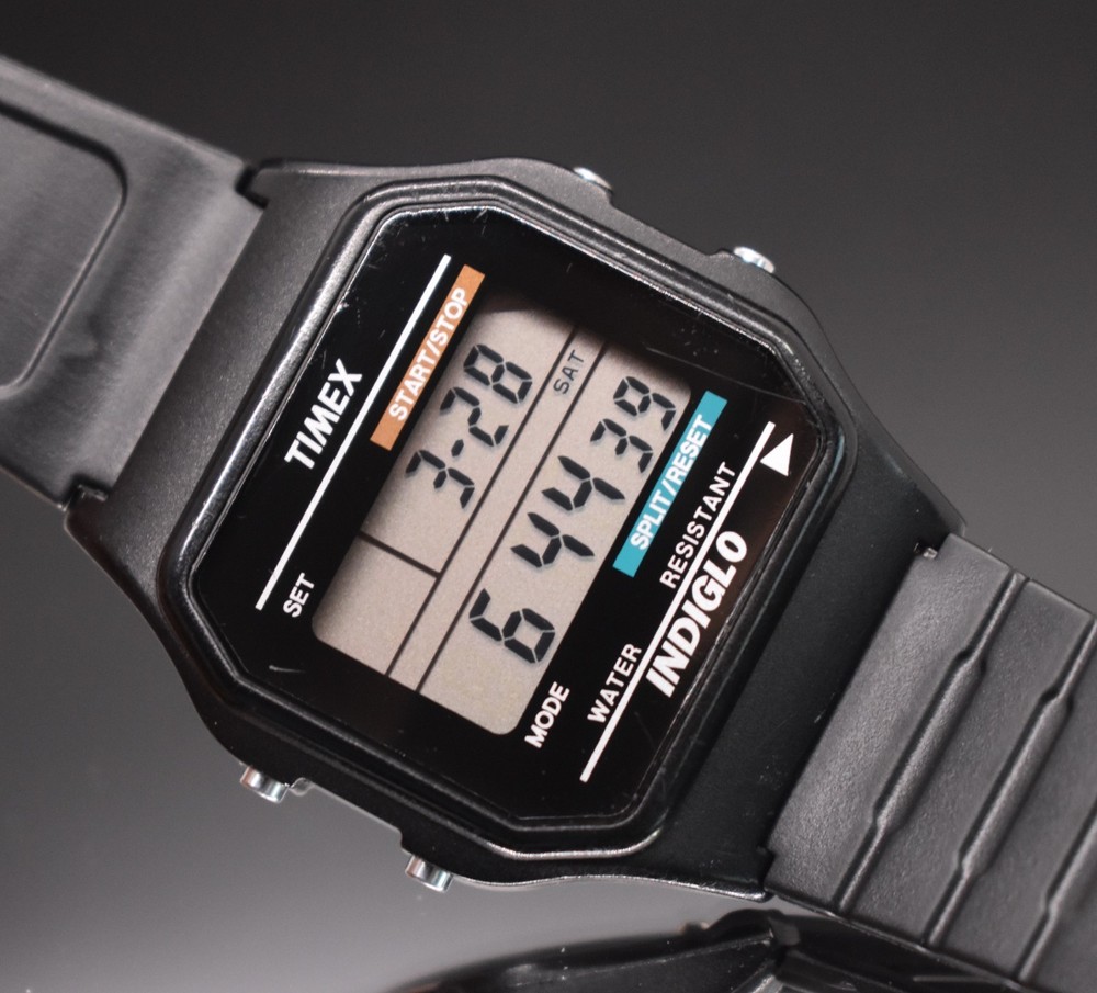 Vtg 1997 TIMEX INDIGLO Digital Watch Chrono Alarm Retro 90s Classic NEW BATTERY