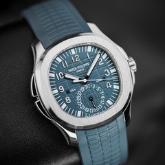 Patek Philippe Aquanaut Travel Time White Gold Blue-Gray Dial 5164G-001 B&P