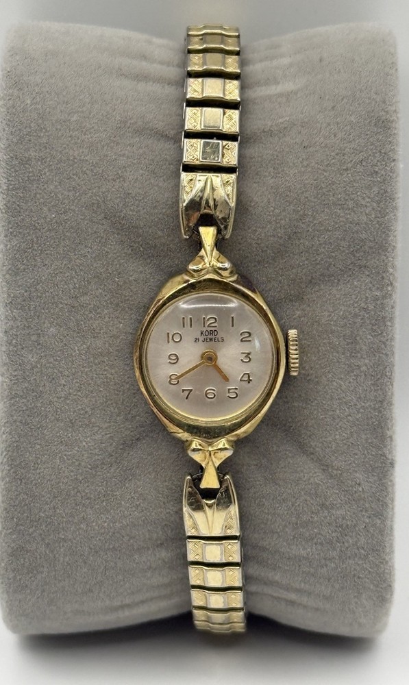 Vtg Kord 21 Jewels Ladies Mechanical Cocktail Watch Beautiful Speidel Band RUNS