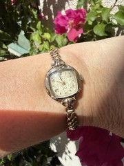 VTG Helbros Watch 10k Rolled Gold Plate Bezel & 1/20 12k GF Band Rose Co RUNS