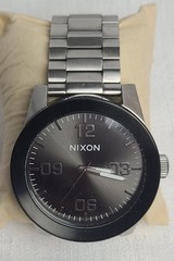 Nixon Take Charge The Corporal Wrist watch Silver/Gunmetal Japan Extra Links!