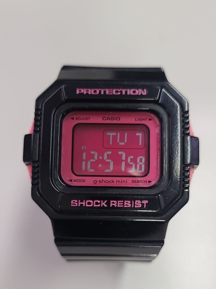 CASIO G-SHOCK MINI Black/Pink