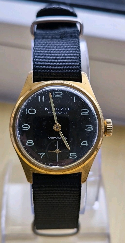 VINTAGE KIENZLE MARKANT ANTIMAGNETIC GERMAN MEN’S WRIST Watch Black Dial