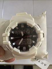 Brand New Activa Men’s Watch, White With Rubber Band.