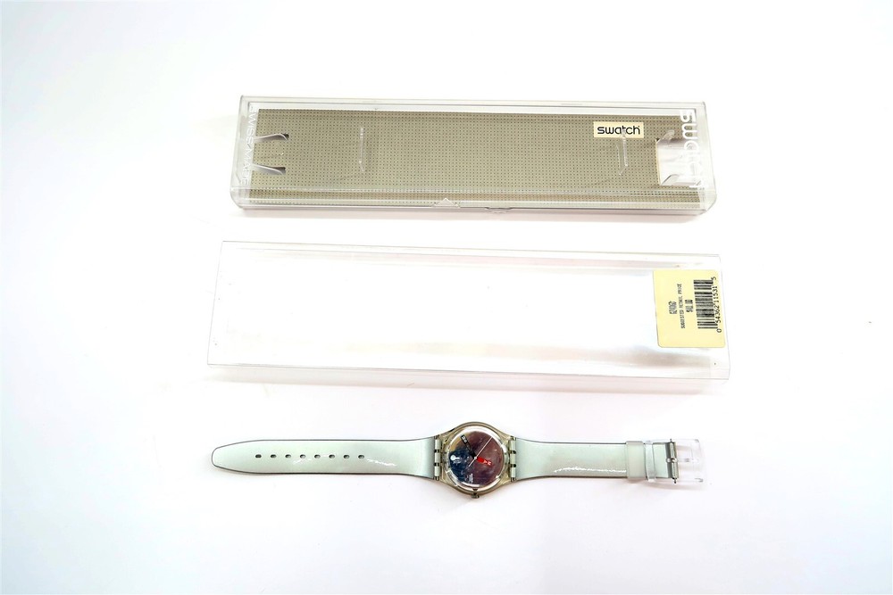 NEW Swatch Watch MOMA SILVER GZ406D Special Collection Limited Edition 2000