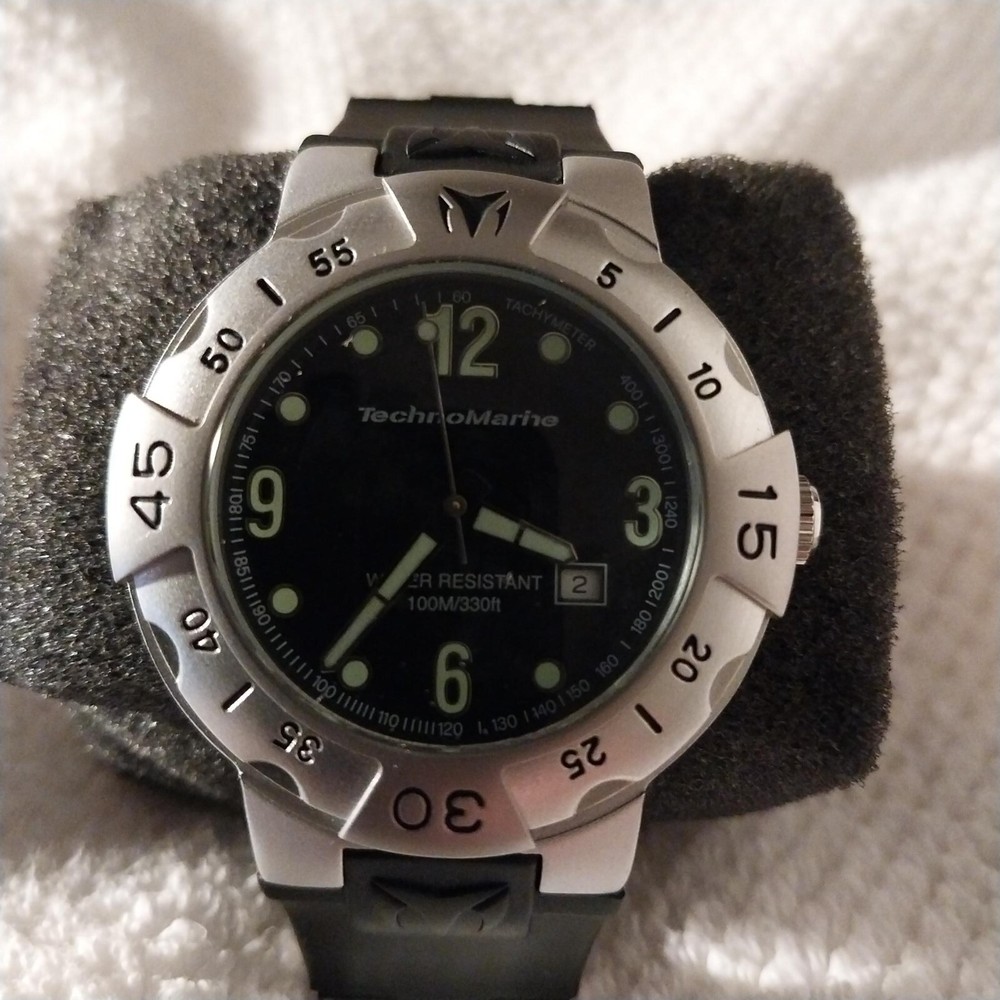 TechnoMarine Abyssal, Diver’s Watch, 100m (10ATM), Silicone Strap, 42mm