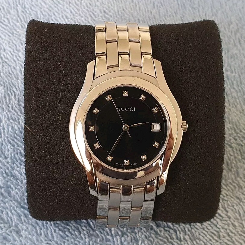 Gucci 5500M Men’s Watch with Diamond Hour Markers (A270)