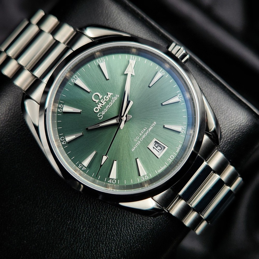 OMEGA Seamaster Aqua Terra Shades 220.10.38.20.10.002 “Green Dial”