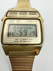 Vintage 1970s Seiko A134-5000 Gold Tone Digital Quartz LCD Alarm Watch