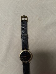 Gucci 144M Swiss Made Quartz Dress Watch Black Dial Gold Case Leather Strap Box