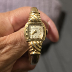 Westfield Vintage Pre-1920 Manual Mechanical 10 K Gold Bangle White Dial Arabic