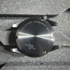 Sangin Instruments Neptune V2 Automatic Diver 200m DLC Box Papers Bands Compass