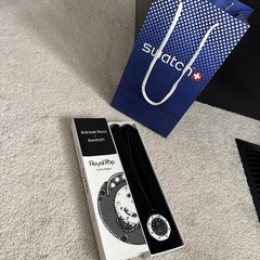 Swatch x AP Royal Pop Ocho Negro