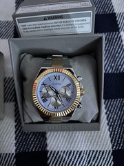 Guess Men’s Watch Equity Blue Dial Two Tone Steel Bracelet Day Date GW0703G3