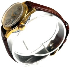 Peter Pan Vintage Manual Wind Gold-Tone Leather Strap Watch Swiss Made Rare