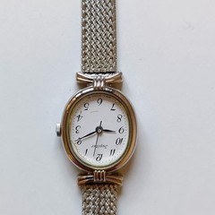 Vintage Orient Jupiter Oval Women’s Quartz Watch Silver Mesh Band Japan Made