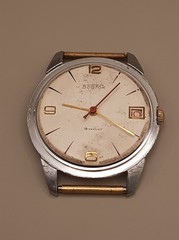 Vintage men’s Vostok 2214 mechanical watch with a date function.