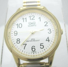 Women’s Q & Q Quartz 3 Bar Water Resistant Analog Dial Round Casual Watch (B478)