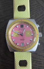Zodiac Sea Dragon Chronograph Pink Yellow Swiss Quartz Mens Diver Watch ZS2922