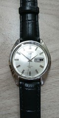 Seiko 5 Wristwatch 23 Jewels Silver Dial Black Leather Band Analog Working Men