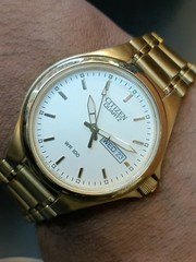 VINTAGE CITIZEN QUARTZ CREAM DIAL JAPAN MEN’S WORKING CONDITION