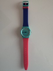 Fresh Swatch SHUNBUKIN GG215 (Red, Blue and Green)