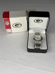 Green Bay Packers Mens Watch Wristwatch Stainless Steel Quartz Analog w Box NFL