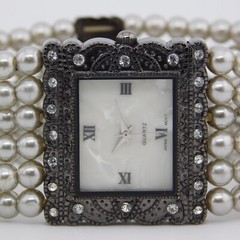 Simulated Pearl Quartz Analog Women’s Bracelet Watch Sz. 7 1/2″ New Battery