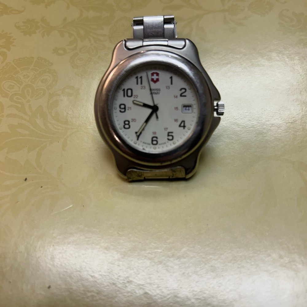 Swiss Army Brand Stainless Watch Swiss Made Water Resistant 330 Feet