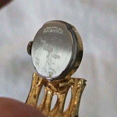 Vintage VANTAGE Hidden Watch Bracelet Women’s Gold Tone Hinged Bangle 70s 80s