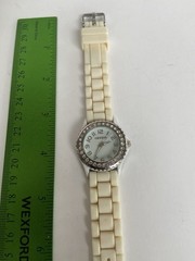Geneva Quartz Watch. New Battery. Works Great Take A Look