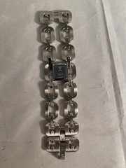 Woman’s guest watch heavy metal polished stainless steel band W14523L1