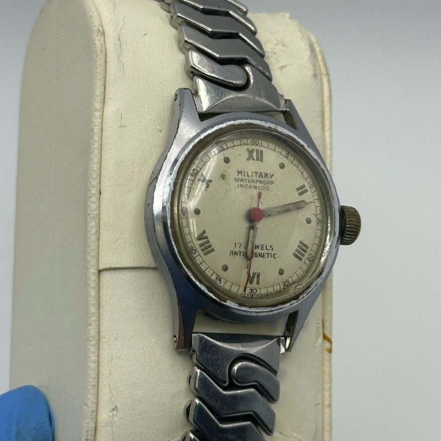 Incabloc 17 Jewels Military Style Case Vintage Swiss Watch – Needs Battery