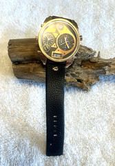 DIEZEL DZ-7261 WATCH 3 BAR CHRONGRAPH H2O RESISTANT 100′ STAINLESS LEATHER BAND